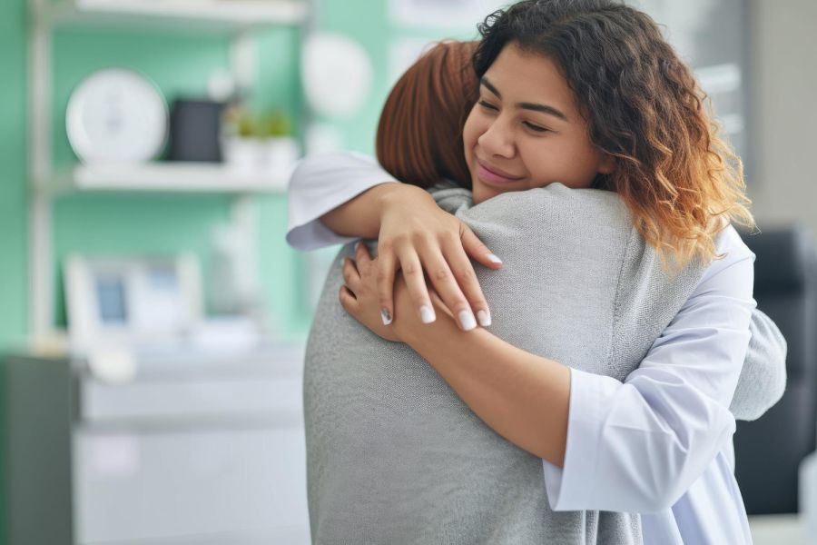 Os Benefícios do Tratamento Humanizado na Recuperação de Dependentes Químicos